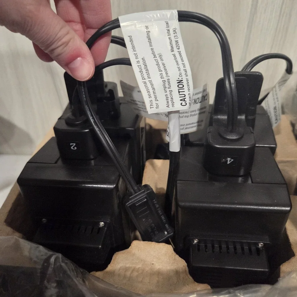 GE Pro Line Wireless Lights & Sounds Of Christmas Transmitter 4 Receivers 2008